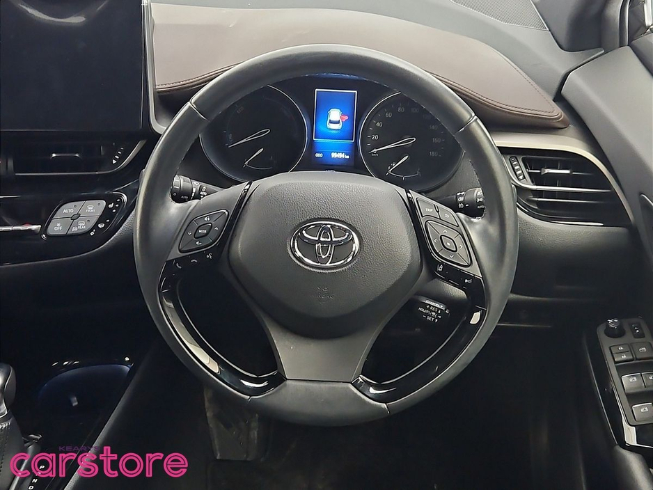 2018 Toyota C-HR - image 16