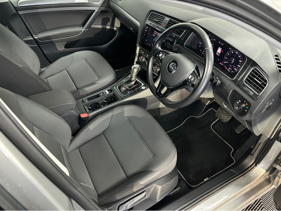 2019 Volkswagen Golf *VOLKSWAGEN GOLF* *DSG* *LOW MILEAGE* *PRONAV WIDE SCREEN* *AUTO LIGHTS* *DLA* *DIGITAL DASH* *REVERSE CAMERA* **FINANCE AVAILABLE* *TRADE INS WELCOME* €19,950