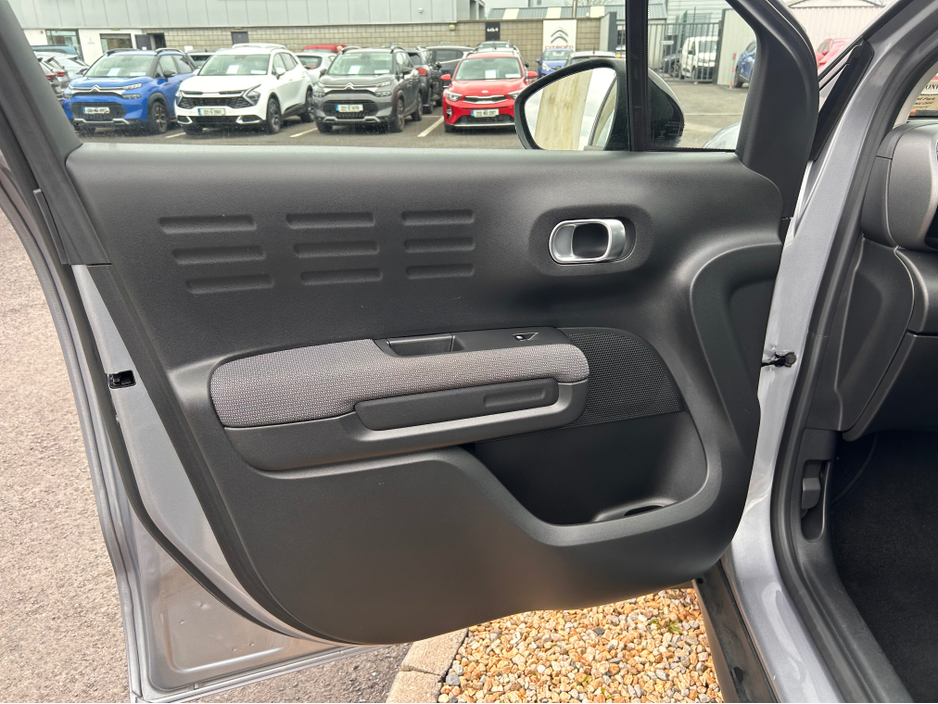 2022 Citroen C3 Aircross - image 16