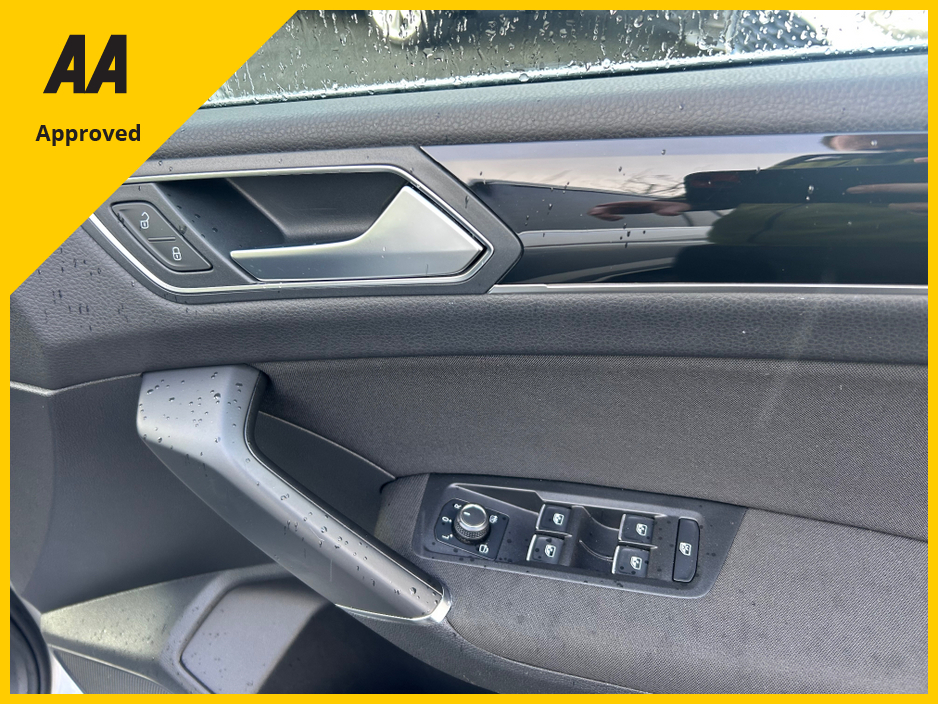 2018 Volkswagen Touran 2018 VOLKSWAGEN TOURAN HIGHLINE 1.4TSI DSG AUTO €23,950