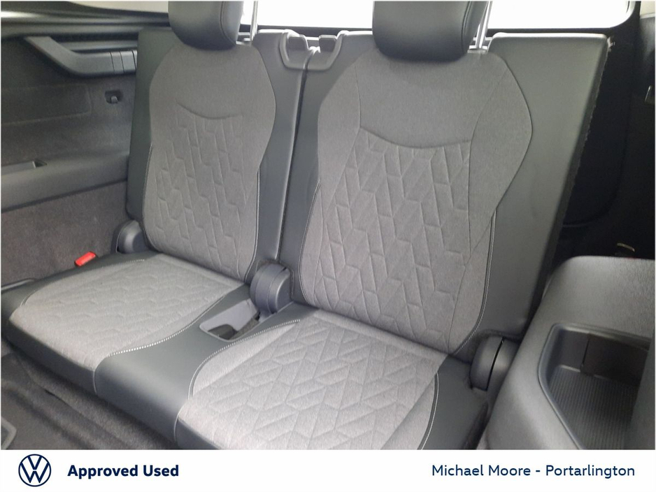 2026 Volkswagen Tayron - image 35