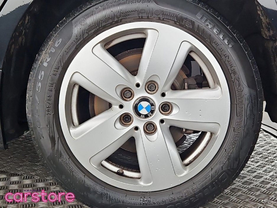 2020 BMW 1 Series - image 14