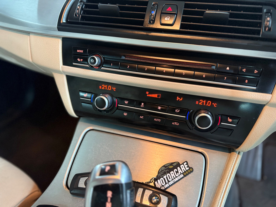 2015 BMW 5 Series - image 28