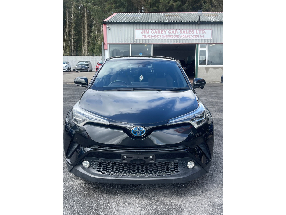 2018 Toyota C-HR - image 2