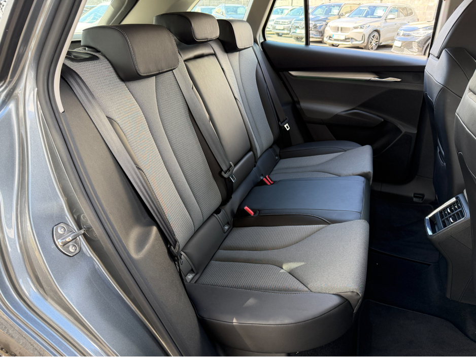 2023 Skoda Enyaq - image 20