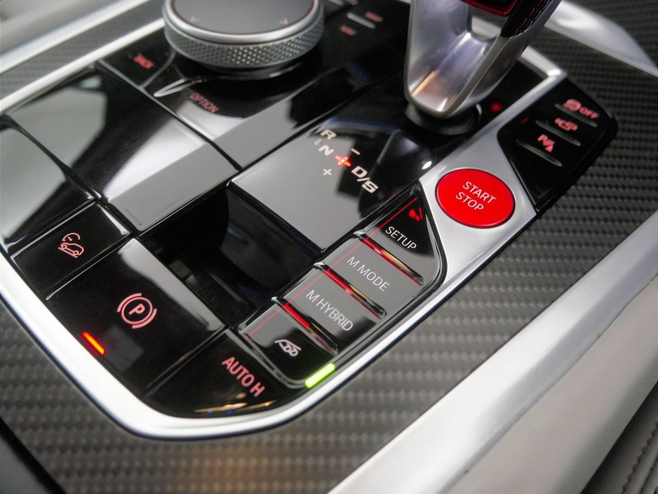 2025 BMW XM - image 25