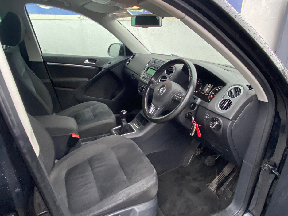 2014 Volkswagen Tiguan 2.0 TDI SPORT  MANUAL 6SPEED FWD 110HP 5DR FULL HISTORY T/BELT  DONE €7,945