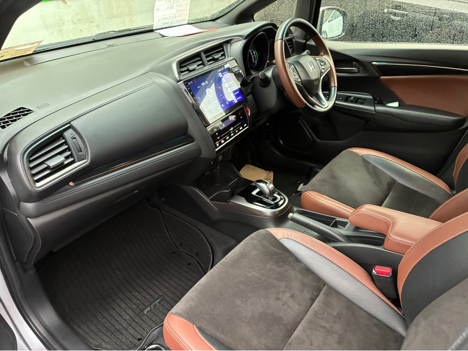 2017 Honda Fit 1.5i Petrol Hybrid L Automatic €13,500