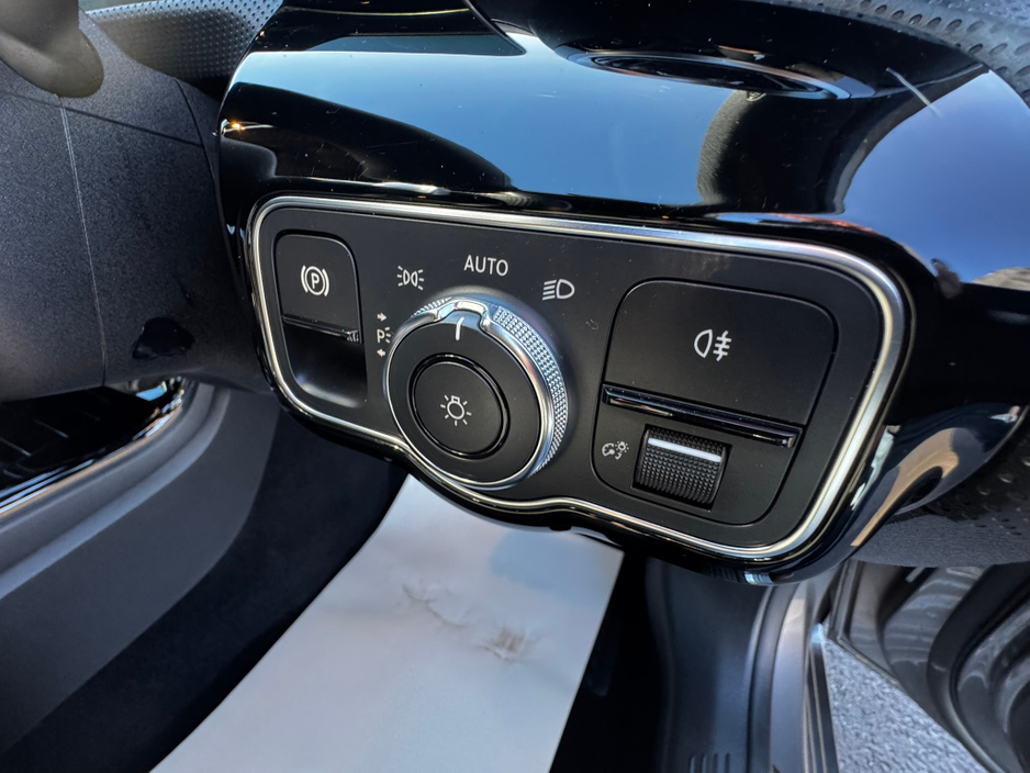 2021 Mercedes-Benz A Class - image 11