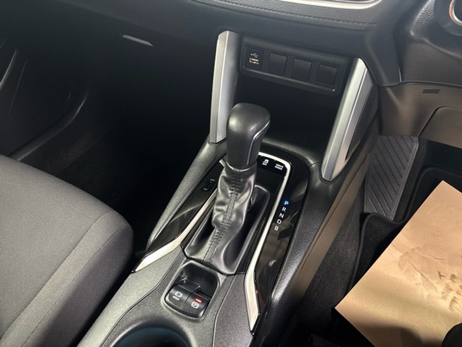 2024 Toyota Corolla Cross - image 15