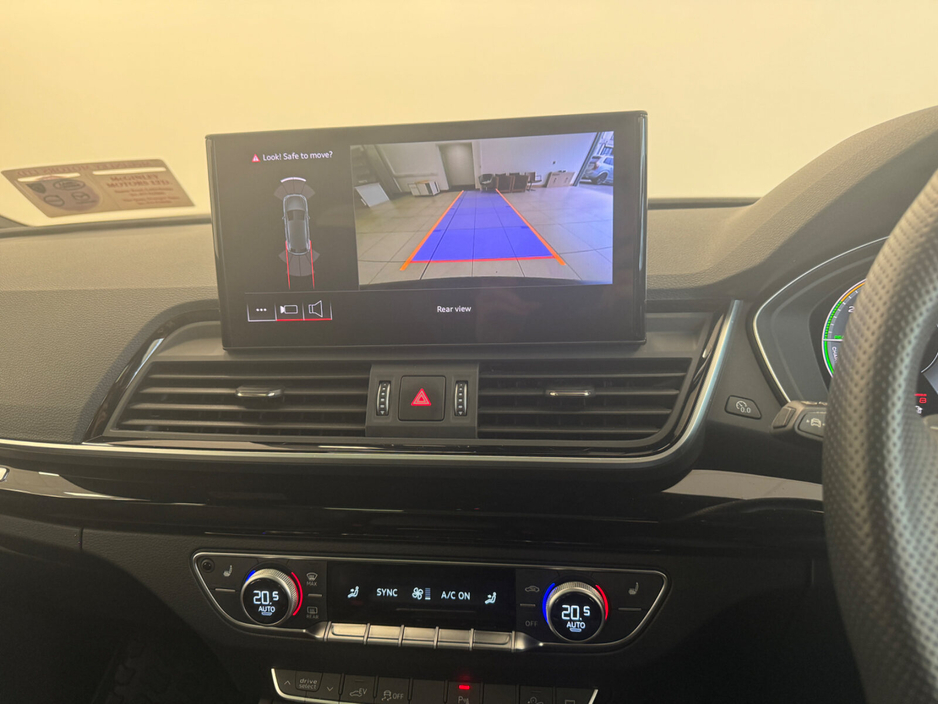 2025 Audi Q5 50 TFSI e 299HP S tronic quattro S Line €61,950