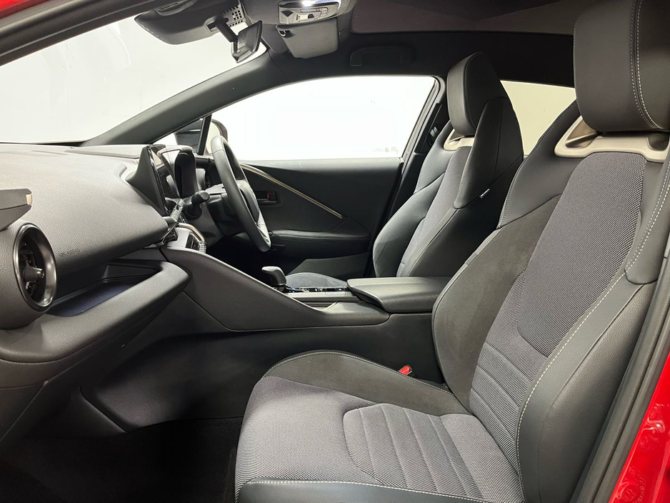 2024 Toyota C-HR - image 18