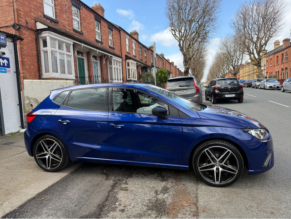 2020 SEAT Ibiza - image 4