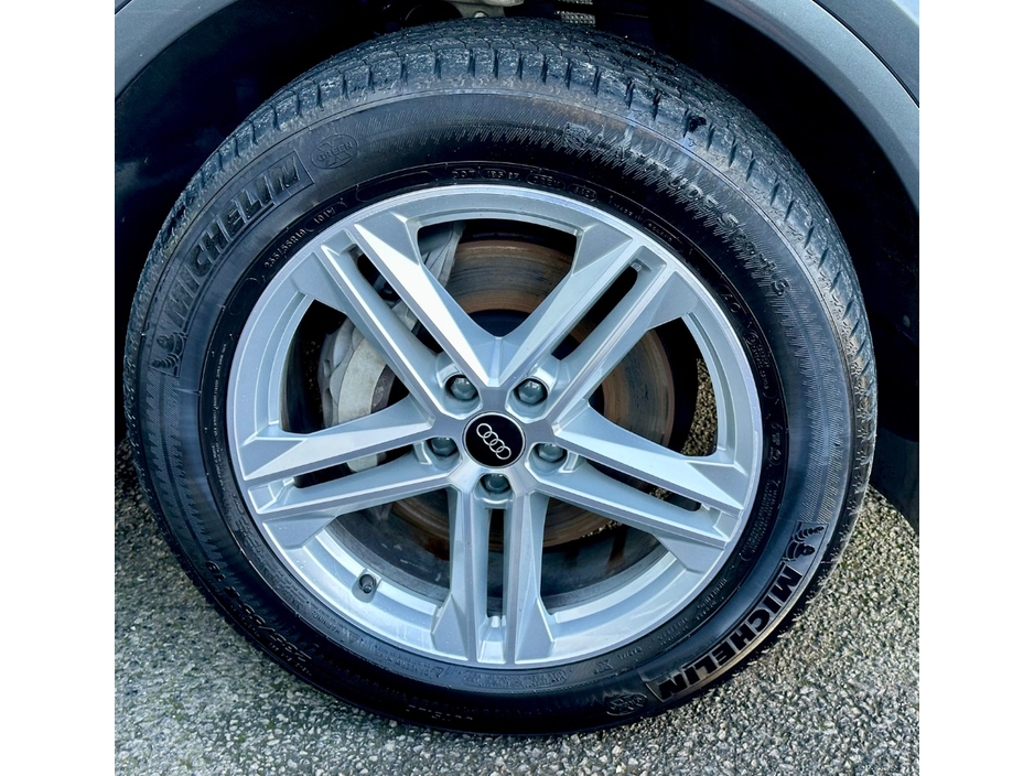 2023 Audi Q5 - image 24