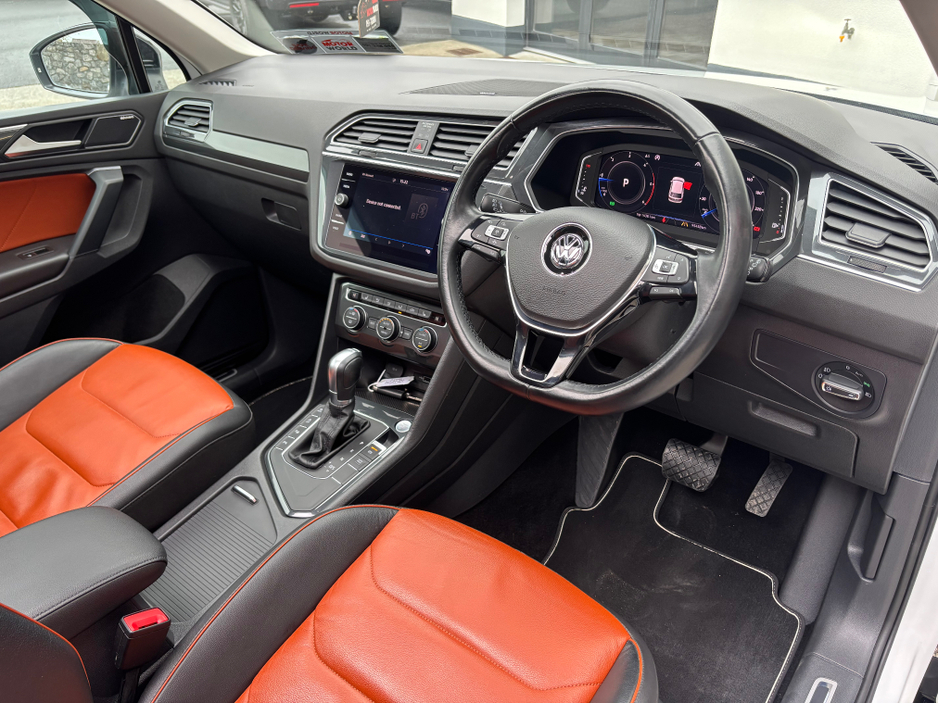2019 Volkswagen Tiguan - image 10