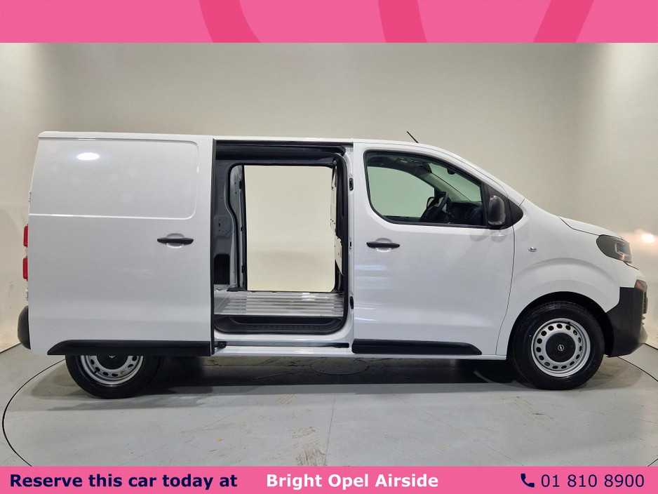 2026 Opel Vivaro KOMF L1H1-1.5 120PS-D €31,950