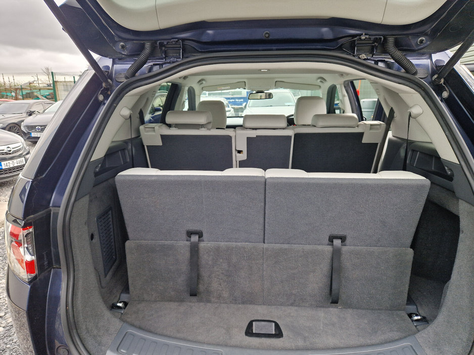 2016 Land Rover Discovery Sport - image 17