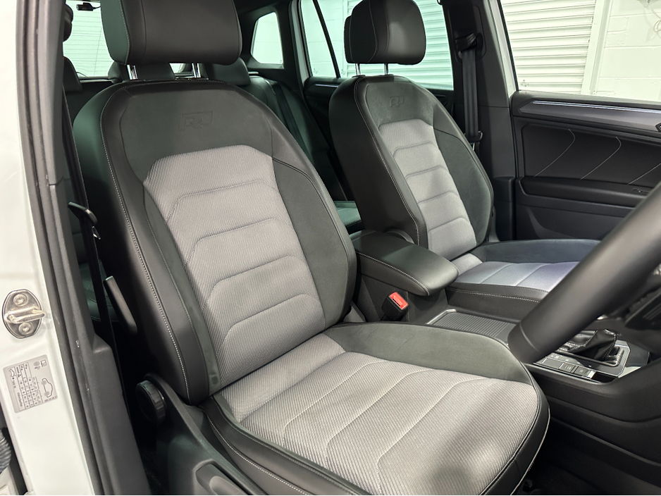 2019 Volkswagen Tiguan (191) TIGUAN 2.0TID R LINE DSG 4 MOTION LOW KMS VW/AUDI SPECIALISTS WWW.DENISDARCYCARS.IE €31,950