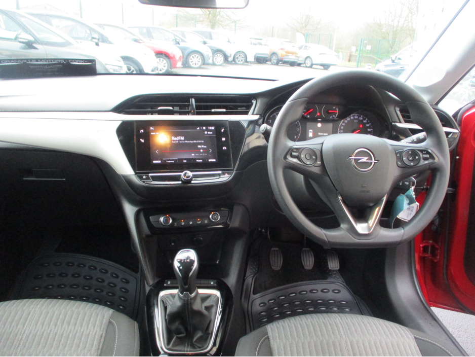 2021 Opel Corsa - image 11