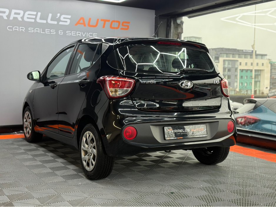 2018 Hyundai i10 - image 8