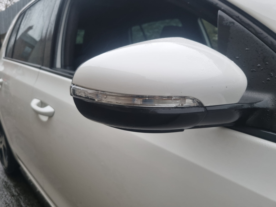 2010 Volkswagen Golf 2.0 TSI 4MOTION R €8,750