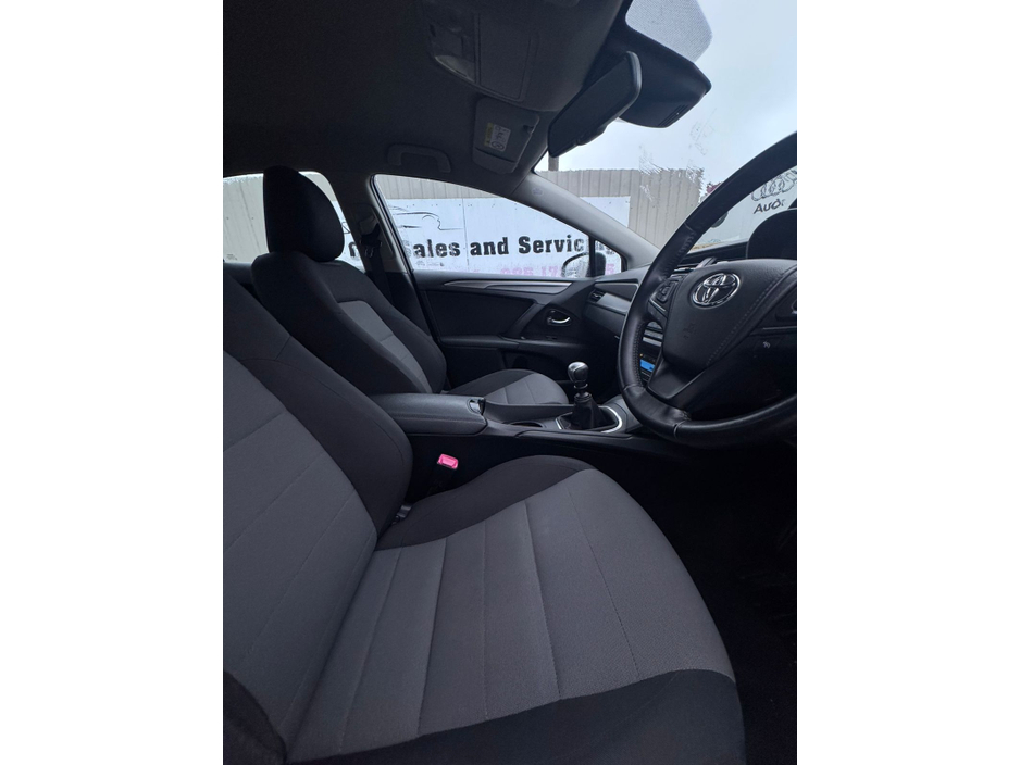 2015 Toyota Avensis 1.6 D AURA 4DR €8,950