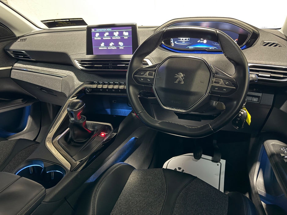 2018 Peugeot 3008 - image 16