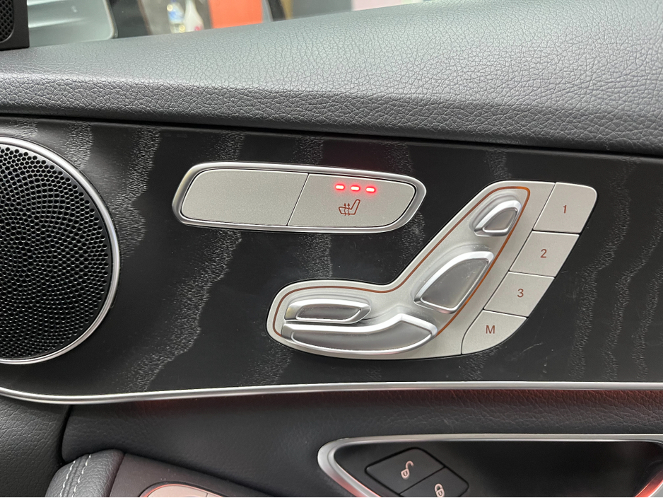 2019 Mercedes-Benz C Class €27950 2019 MERCEDES-BENZ C220D AVANTGARDE AMG LINE 2.0 AUTOMATIC / CRUISE CONTROL / REVERSE CAMERA / ELECTRIC MEMORY & HEATED SEATS / AMBIENT LIGHTS / PADDLE SHIFTERS €27,950