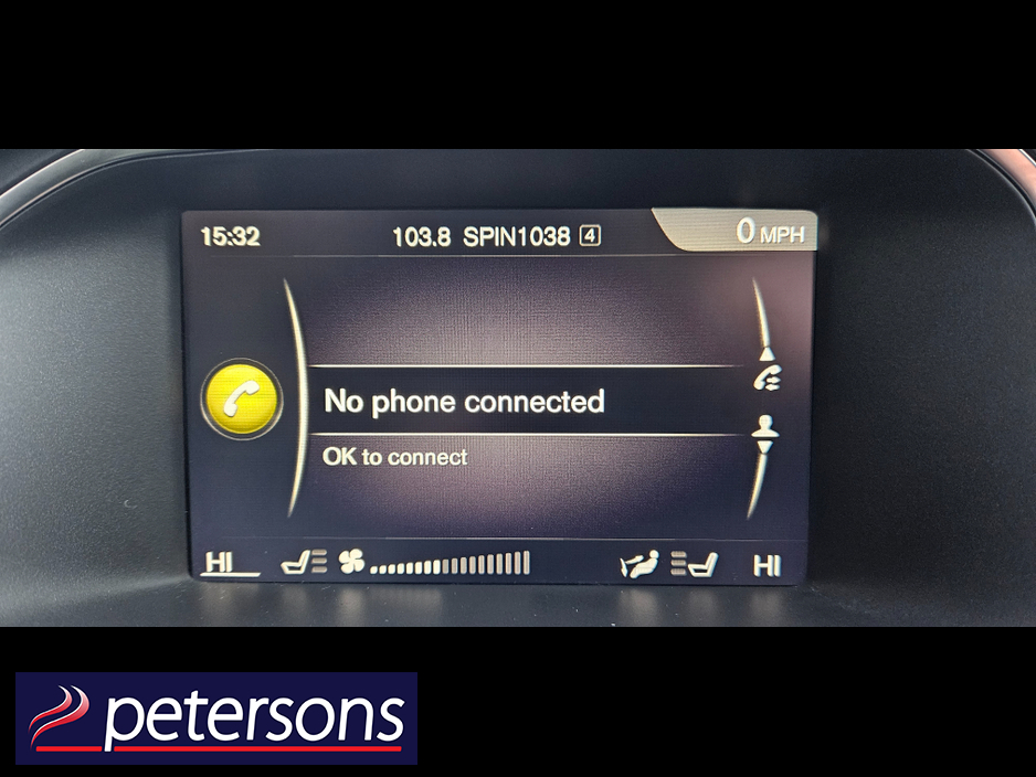 2017 Volvo V40 2.0 D2 MOMENTUM NAV + 120BHP 5DR €12,950