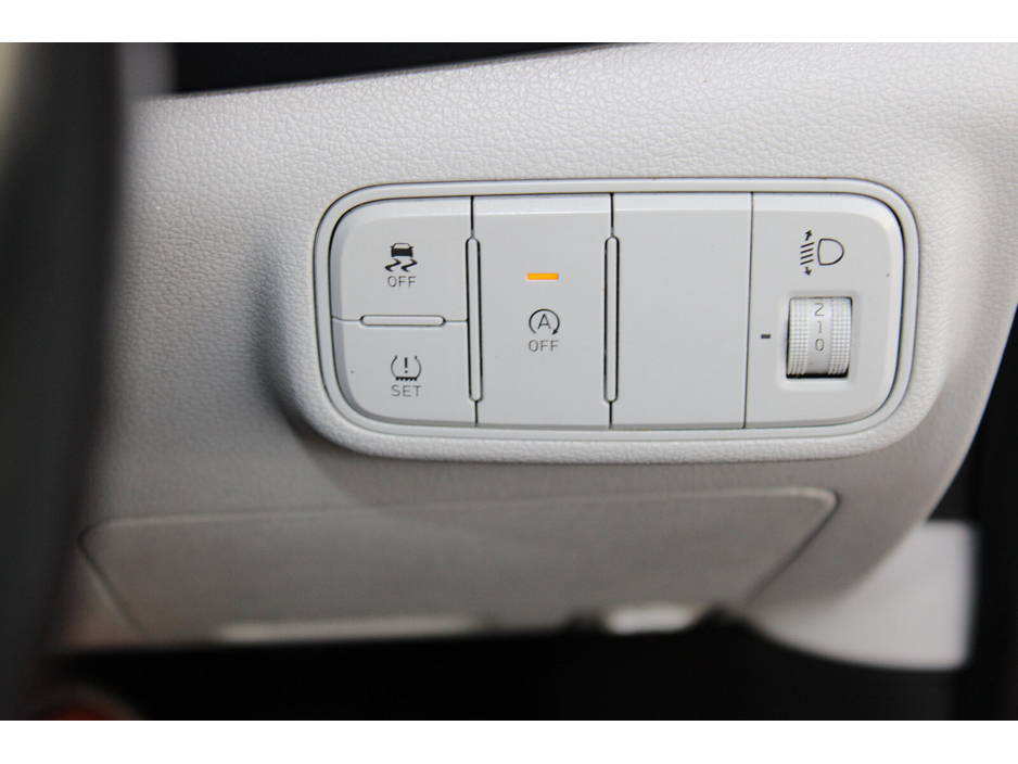 2021 Hyundai i20 - image 25