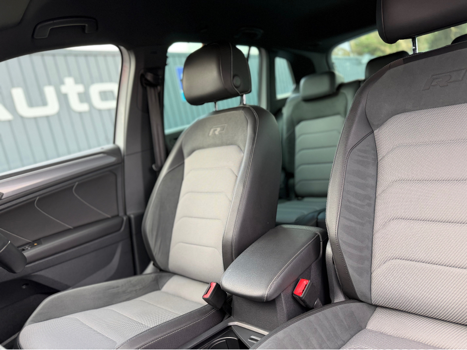 2019 Volkswagen Tiguan R-LINE 4WD - 2.0L DIESEL - AUTO - 12M WARRANTY - CAR: 1724 €32,950