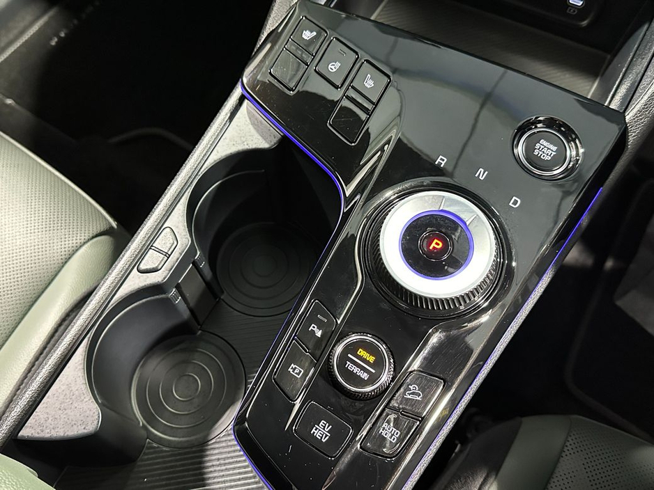 2025 Kia Sportage Plug-in Hybrid 4x4 €44,800