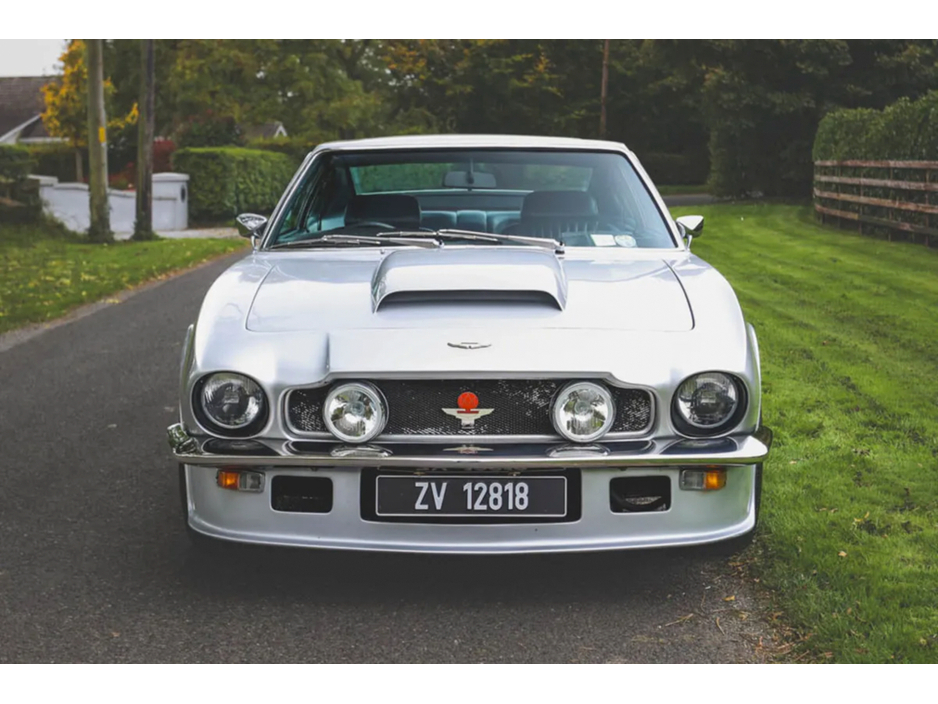 1977 Aston Martin V8 - image 14
