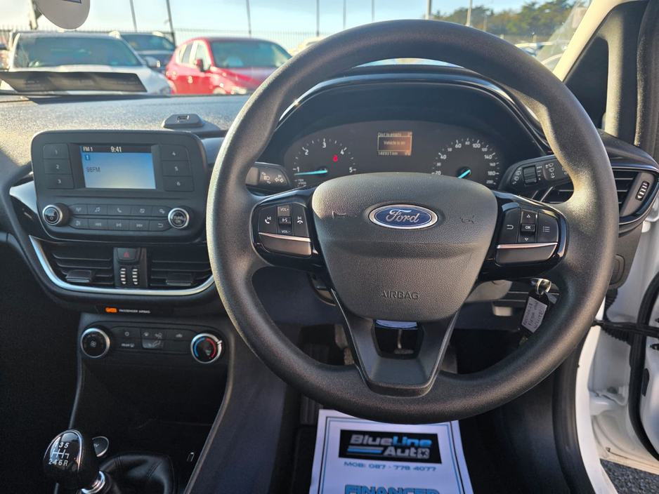 2020 Ford Fiesta - image 9