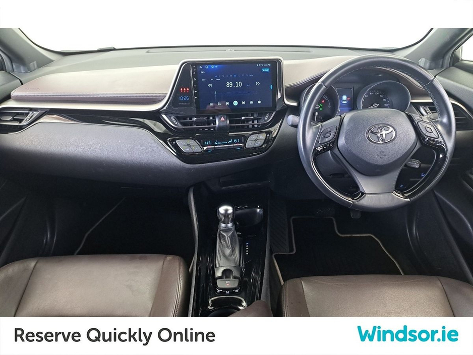 2018 Toyota C-HR HYBRID AUTO €17,995