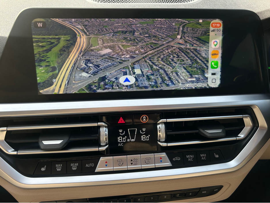 2021 BMW 3 Series - image 14