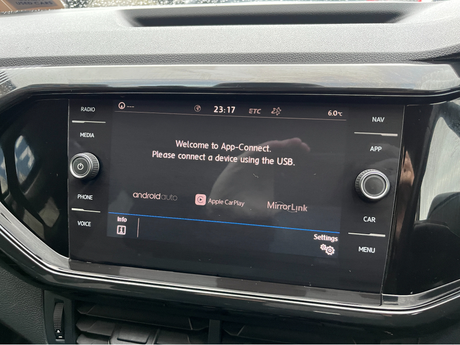 2020 Volkswagen T-Cross 1ST EDITION AUTOMATIC 1.0 PETROL //KEYLESS ENTRY//HALF LEATHER SEATS//REVERSE CAMERA// €21,950