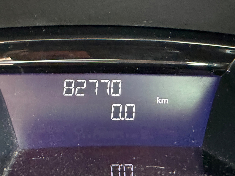 2016 Renault Clio - image 11