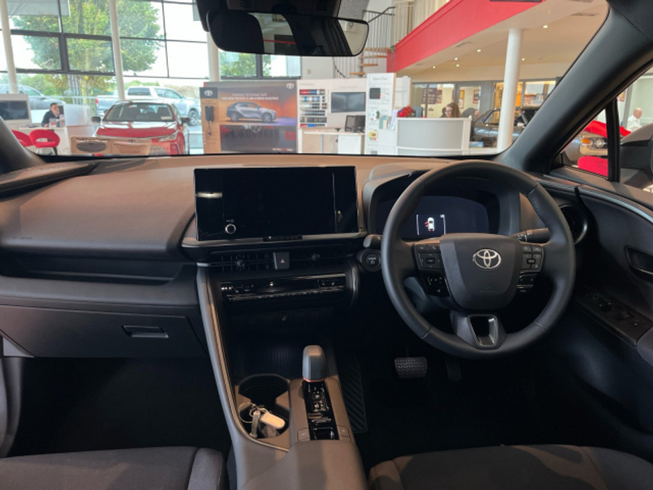 2025 Toyota C-HR PHEV SPORT €41,950