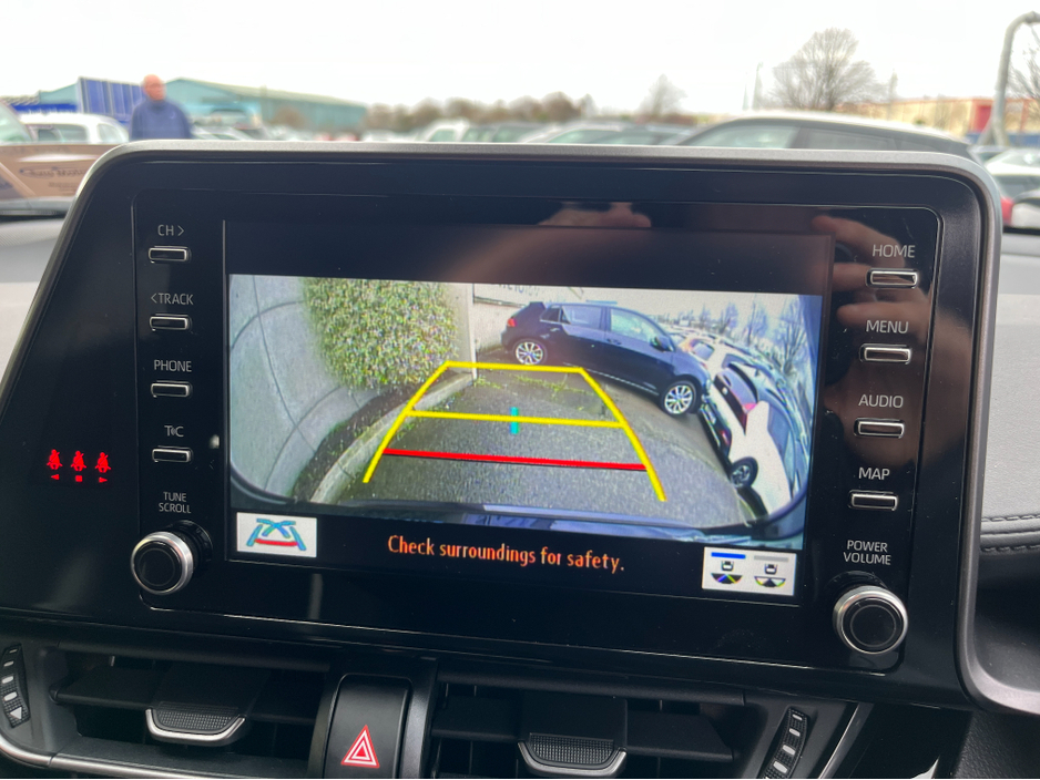 2022 Toyota C-HR GR SPORT AUTOMATIC HYBRID 1.8 PETROL //HALF LEATHER HEATED SEATS//ADAPTIVE CRUISE CONTROL//KEYLESS ENTRY//REVERSE CAMERA// €29,950