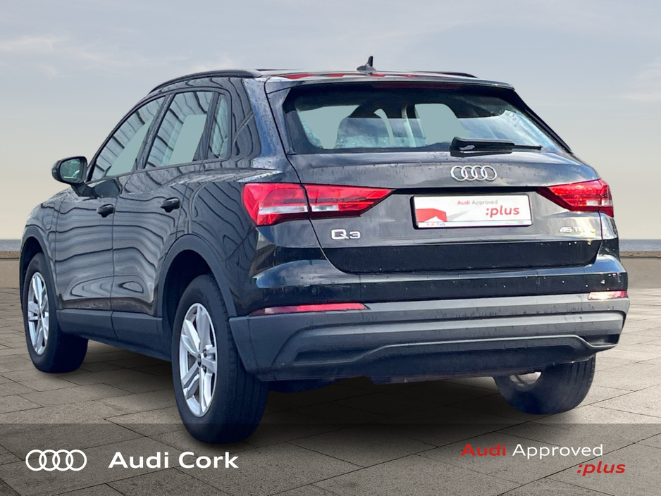 2024 Audi Q3 - image 5