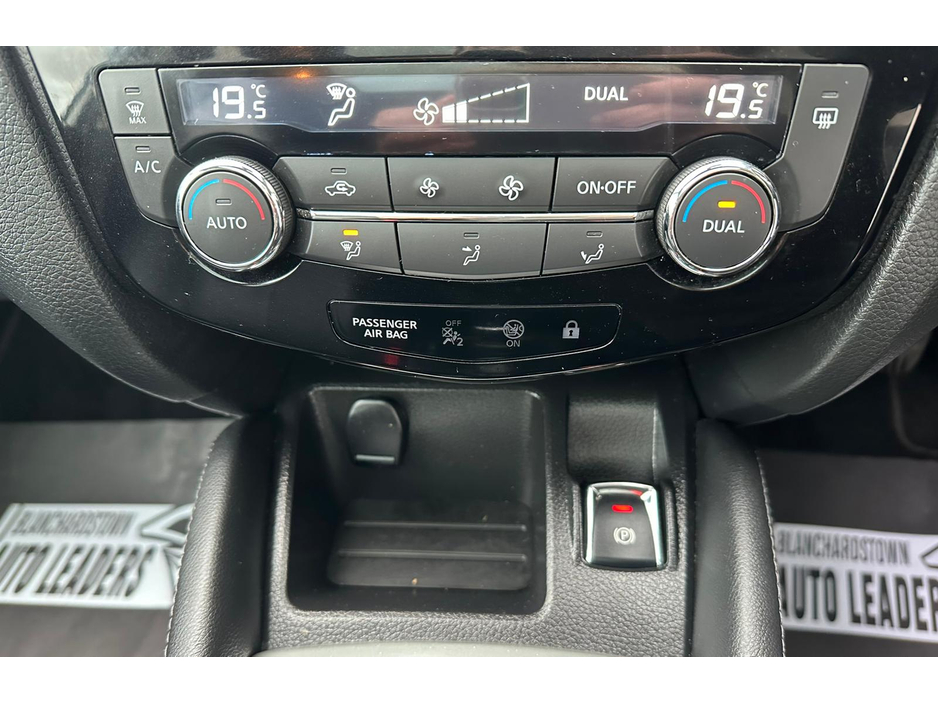 2017 Nissan Qashqai - image 27