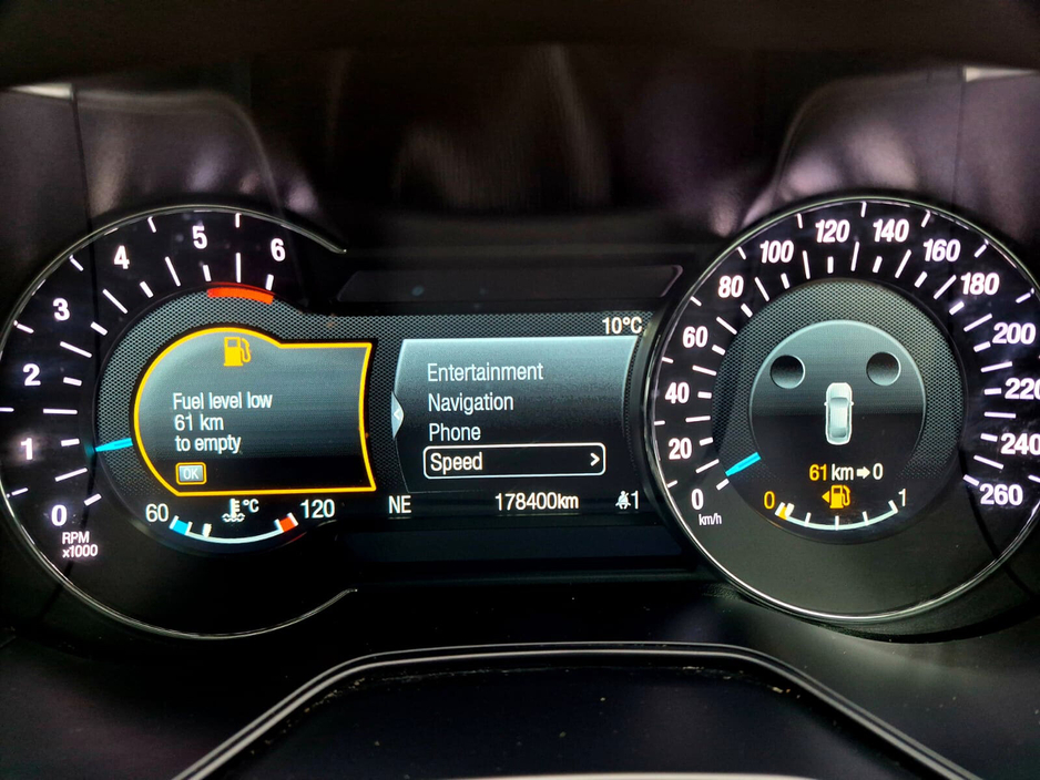 2021 Ford Mondeo - image 18