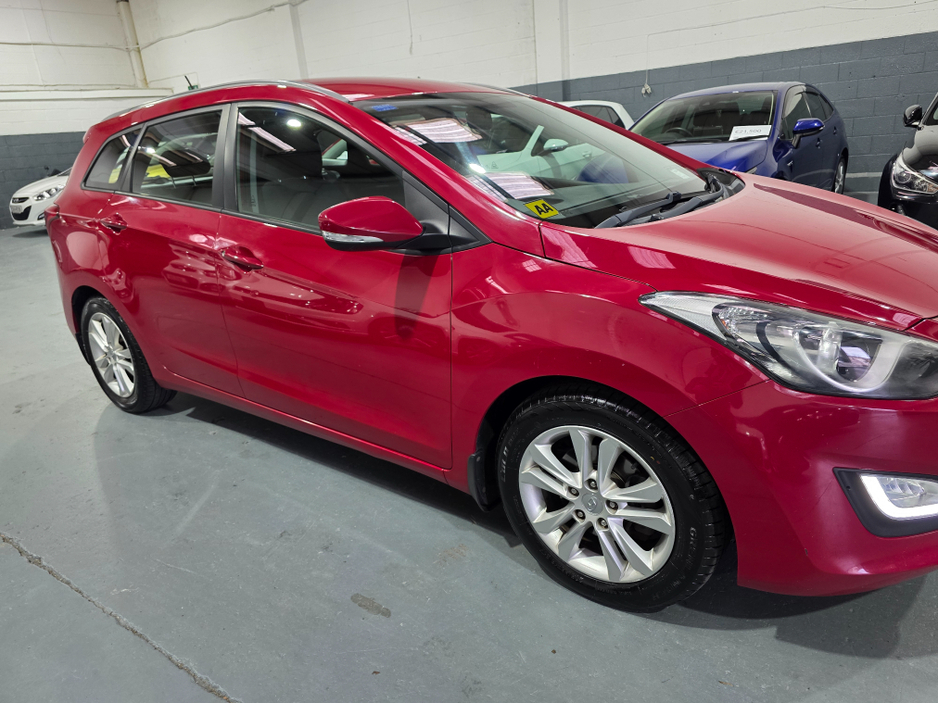 2013 Hyundai i30 - image 7