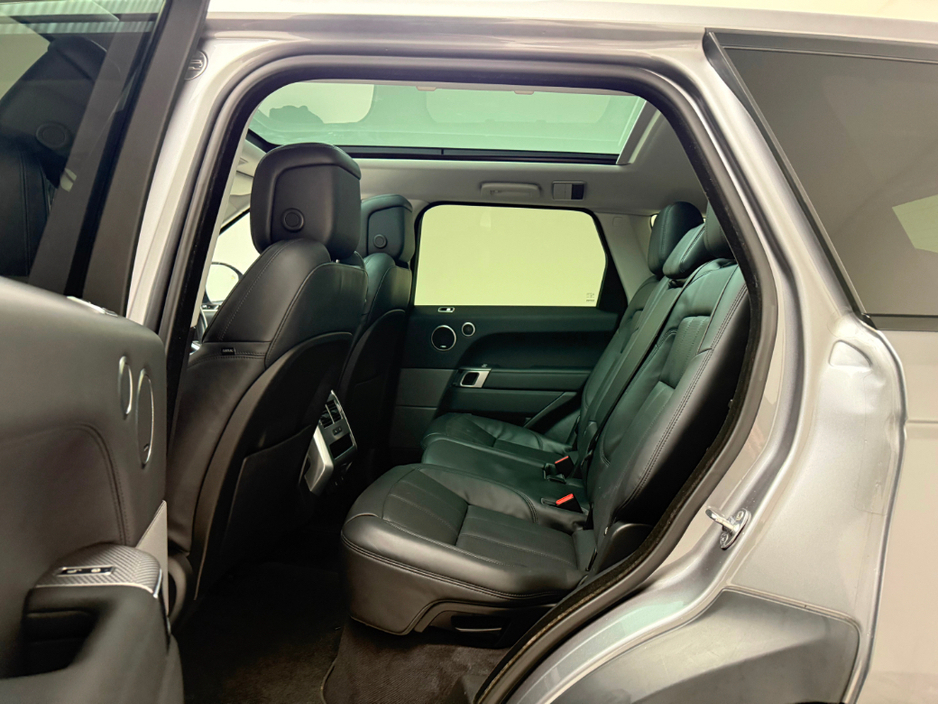 2020 Land Rover Range Rover Sport HSE DYNAMIC P400E €42,990