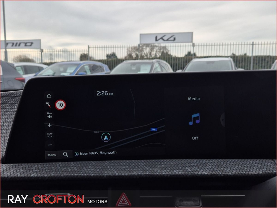 2023 Kia EV6 - image 12