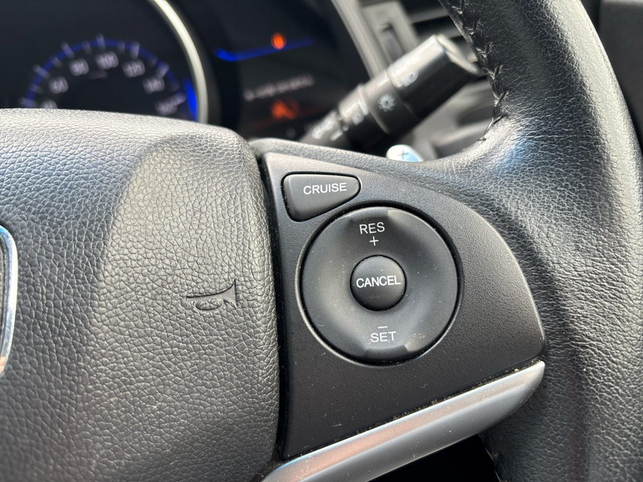 2014 Honda Fit - image 15