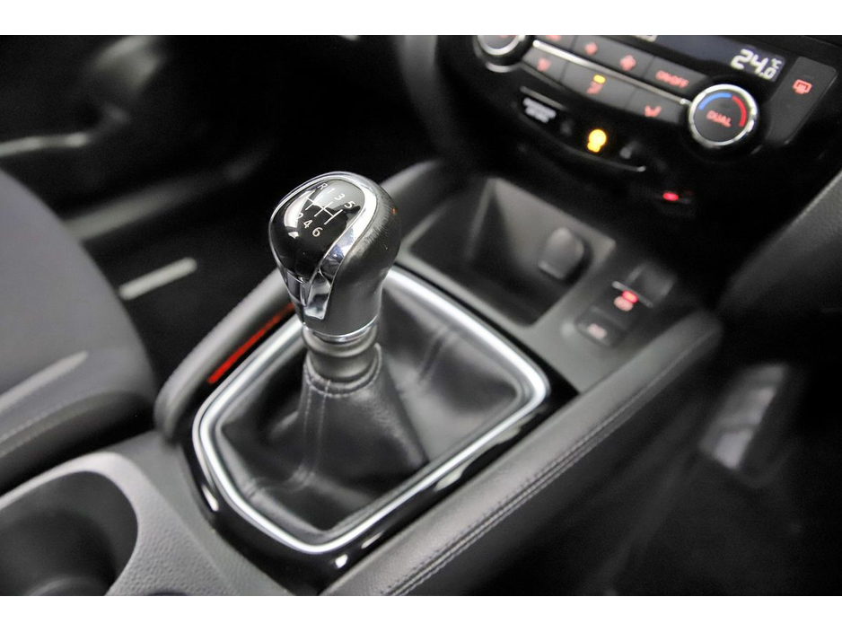 2018 Nissan Qashqai - image 21