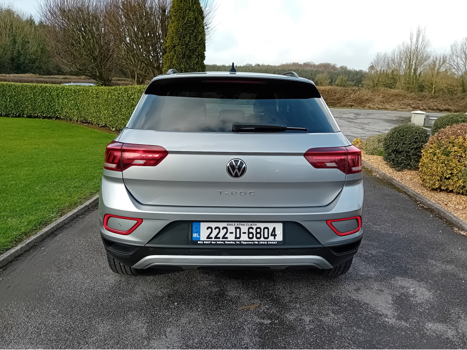 2022 Volkswagen T-Roc LIFE 2.0 TDI MANUAL 6SPEED FWD 116HP 5 5DR