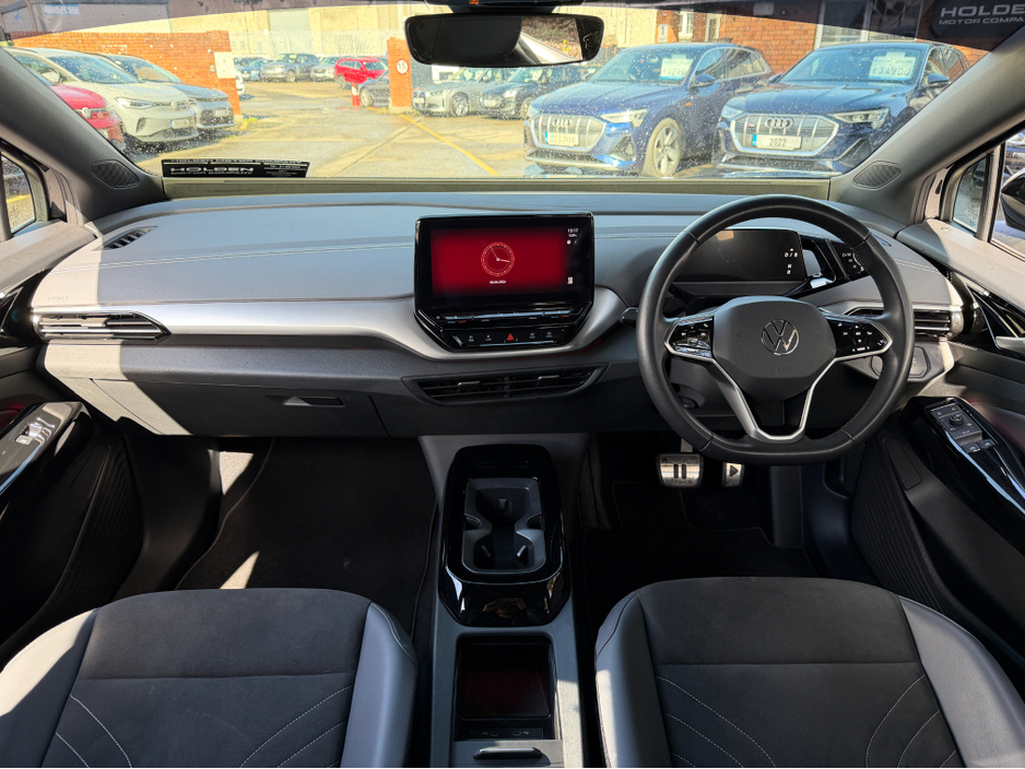 2023 Volkswagen ID.4 - image 25